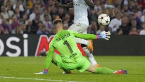 Инфекция: Тер Стеген няма да лети с Бундестима за Оман