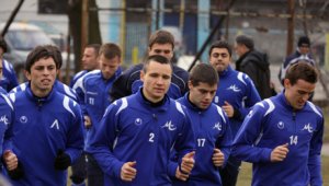 Левски предлага договор на Виктор Генев? 