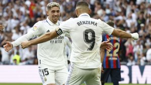 "Кралски" Реал срази Барса и се върна на трона си