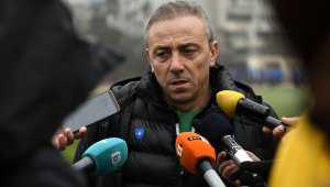 Илиан Илиев: Изоставаме във футбола от другите страни