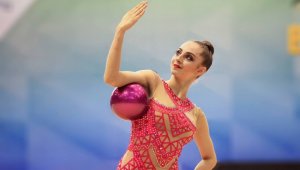 Боряна Калейн остана пета във финалите на топка и обръч на Световното