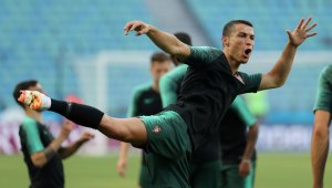 Роналдо се разбра с данъчните, плаща 18.8 млн. евро и няма да лежи в затвора