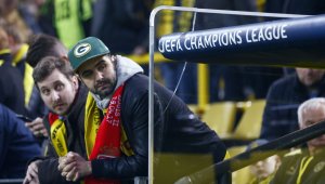 Невероятни! Фенове на Дортмунд приеха ултрасите на Монако в домовете си! + СНИМКИ