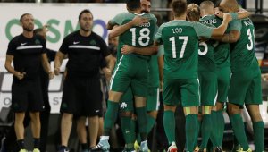 Срам и резил за гръцки колос! Отнеха му точки за неизплатени заплати