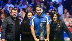 Кипърец с изненадващ триумф на Шуут-Аут + ВИДЕО и СНИМКИ