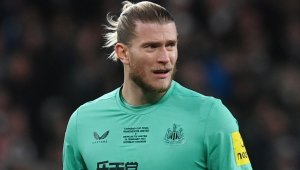 Смеят се на секси журналистка заради гаджето й Кариус + СНИМКИ