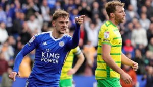 Лестър спря пропадането с важна победа над Норич