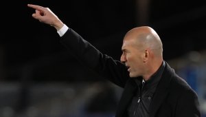 Зизу писа "Отличен" на "белия балет"