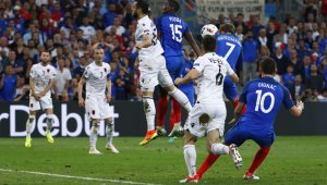 Франция е първият 1/8-финалист след мъка с Албания + ВИДЕО И ГАЛЕРИЯ