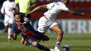 Неймар налита на бой след изгонването