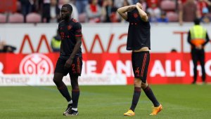 Крехки и чупливи: Франсетата в Байерн още "висят"