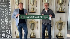 Лудогорец се изфука с грък, той се похвали с успехите си