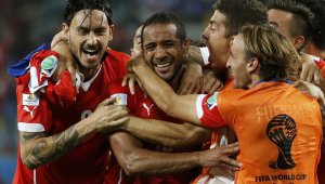 Чили с първа победа над "отбор от останалия свят"