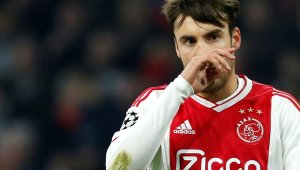 Реал се прицели в бранител на Аякс за наследник на Марсело