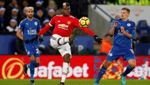 Юнайтед се издъни срещу 10 от Лестър + ВИДЕО