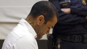 Ще лежи! Осъдиха Дани Алвеш на 4 години и половина затвор