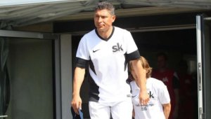 Бала се притеснява за Щутгарт