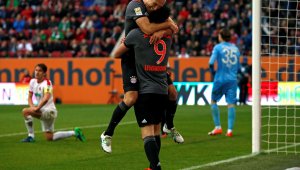 Робен и Левандовски скриха топката на Аугсбург + ВИДЕО