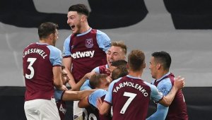 Лудост! Уест Хям възкръсна за 3:3 срещу Тотнъм при завръщането на Бейл