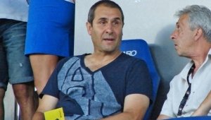 Херо подписва с кошмар на Левски