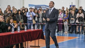 Ще се бие ли Кобрата за световната титла? Става ясно до две седмици