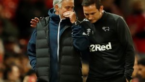 Моуриньо ще се справи с трудностите в Юнайтед