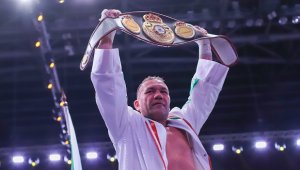 Кобрата с огромно разкритие