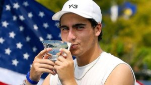 Иван Иванов спечели "българския" финал на Ю Ес Оупън