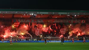 Байерн се пребори с Унион и некадърен съдия за Купата