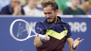 Медведев гази в Китай