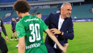 Лудогорец уволнява Ивайло Петев при отпадане от Балкани