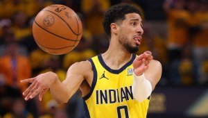 Перфектен трипъл-дабъл помогна на Индиана да дръпне с 3-1 на Никс