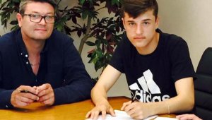 Баща на млад талант отказа на Байерн и се подигра с баварците