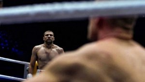 Италианец с уплаши от Малката Кобра