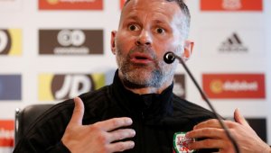 Гигс отговори на Златан: Той явно познава клуба повече от нас