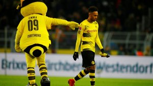 Обрат! Дортмунд няма да продава Оба през зимата