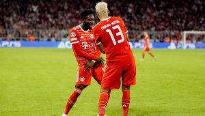 Канада се моли на времето за ас на Байерн