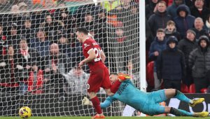 Разкриха защо скандалната дузпа на Жота все пак е останала