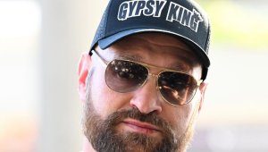 Хънтър за Фюри: Плачевно е, че мек клоун като него притежава титлата