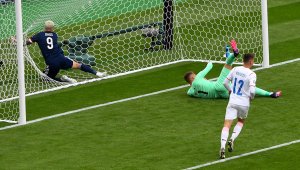 Шотландия - Чехия 0:2