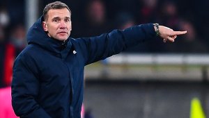 Шевченко флиртува с уволнението