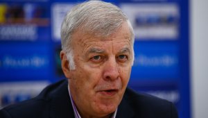 Сираков: Не търпя рекет за акциите! Костов остава треньор + ВИДЕО