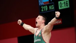 Христо Христов няма да се отказва, ще вдига за България на Световното