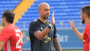 Ники Михайлов отново сяда на пейката в Левски?