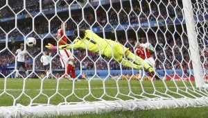 Зомер стана играч на мача