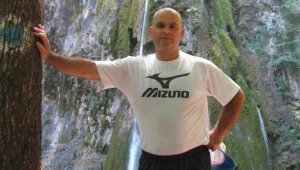 Стефан Топуров: Тодор Живков ми даваше мерцедес, за да бия Наим Сюлейманоглу