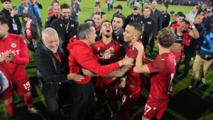 ЦСКА превзема Хасково: &bdquo;Армейците&ldquo; разкриха къде ще издават фен карти