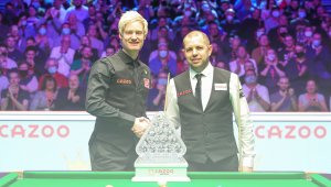 10 години по-късно: Нийл Робъртсън пак спечели Мастърс