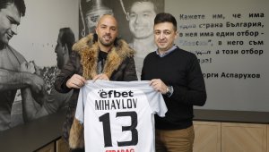 Ники Михайлов: В България фамилията ми носи предимно минуси