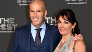 Мъж под чехъл: Това е жената, отказала Зизу от Юнайтед + СНИМКИ